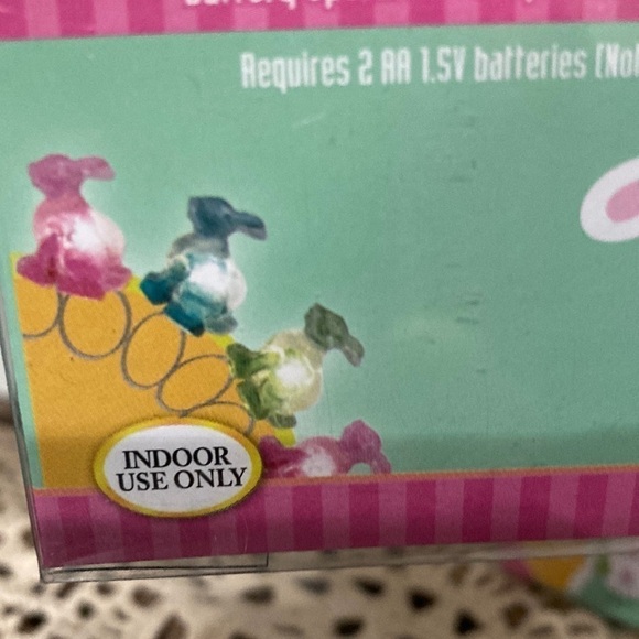 BUNNIES LED STRING LIGHTS 4 SETS - Picture 3 of 7